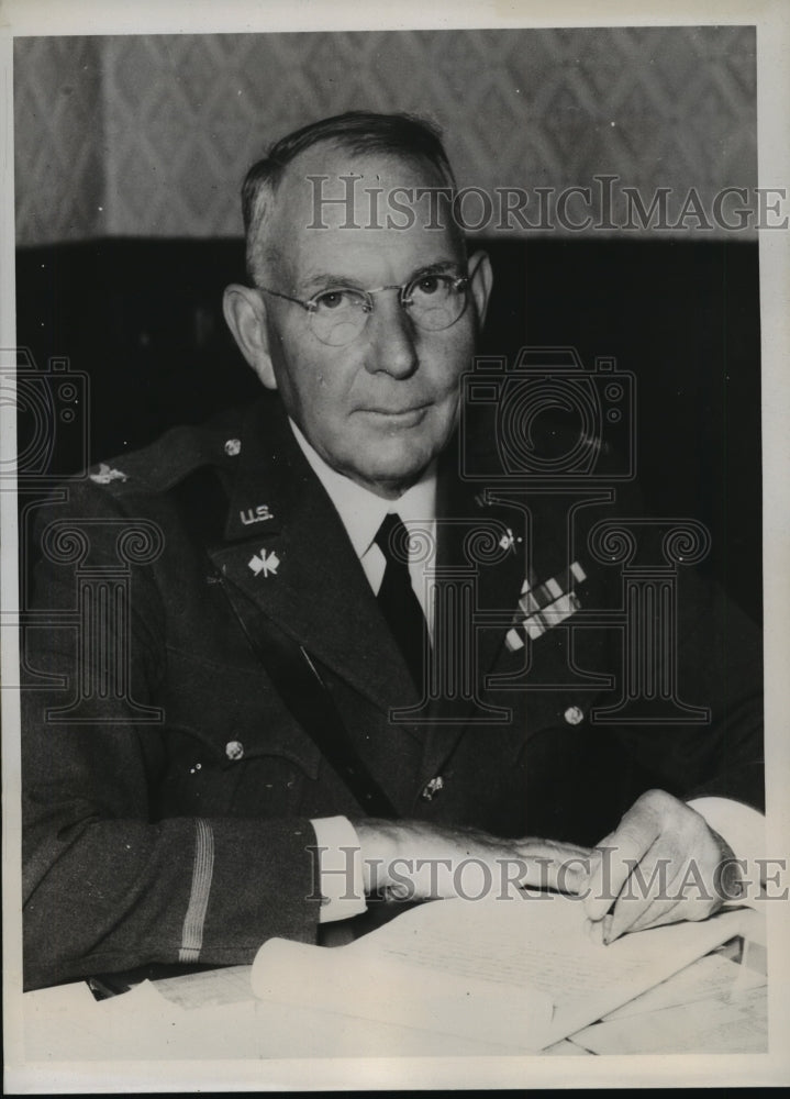 1938 Press Photo New York Colonel Alvin Voris Retires from US Military NYC