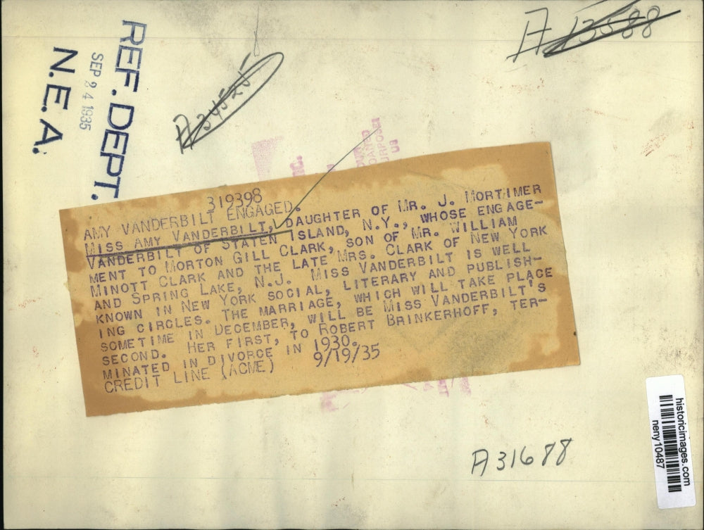 1935 Press Photo New York Amy Vanderbilt to Marry Morton Gill Clark NYC