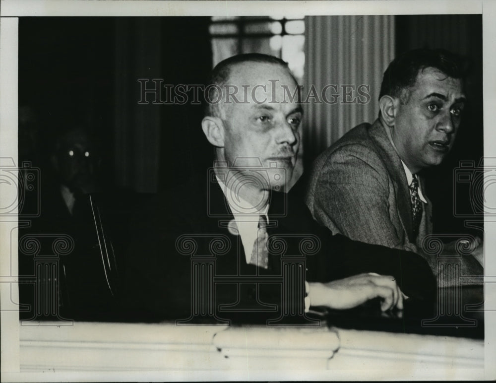 1935 Press Photo New York Edward Gough Aldermanic Comm. Hearing NYC - neny10797