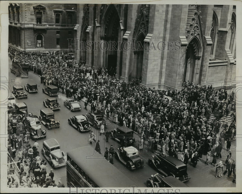Load image into Gallery viewer, 1935 Press Photo New York St. Patrick's Church NYC - neny10801
