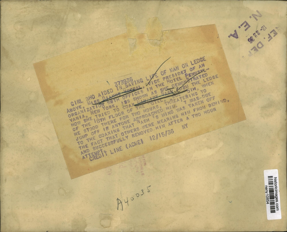 1936 Press Photo New York Girl who aided in saving life of man on ledge NYC