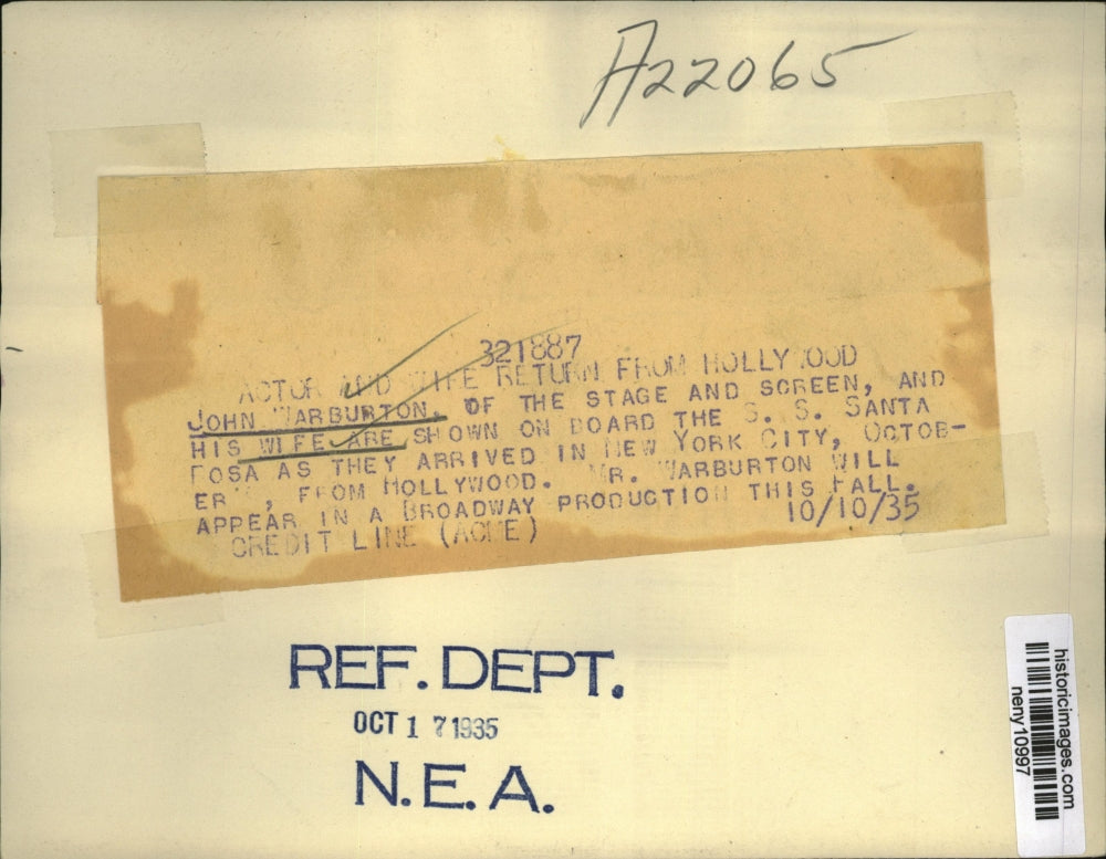 1935 Press Photo New York John Warburton & Wife Arrive on S.S. Santa Rosa NYC