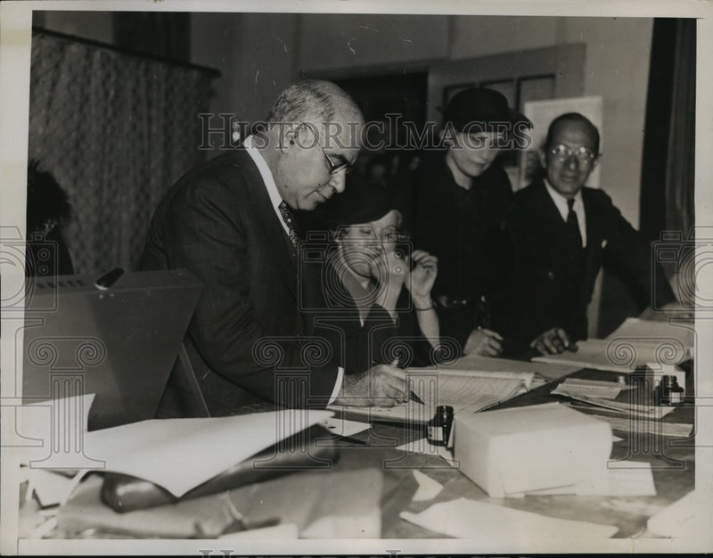 Load image into Gallery viewer, 1935 Press Photo New York Givernor Herbert Lehman and wife at voting NYC
