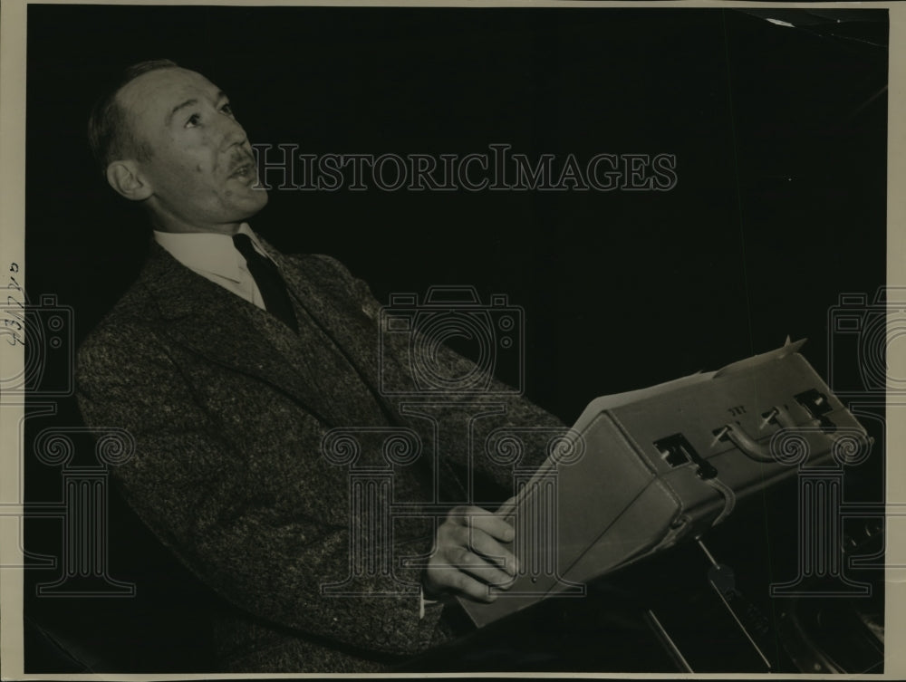1938 Press Photo New York JR Crossley Secy of NY State Auto Assn in NYC