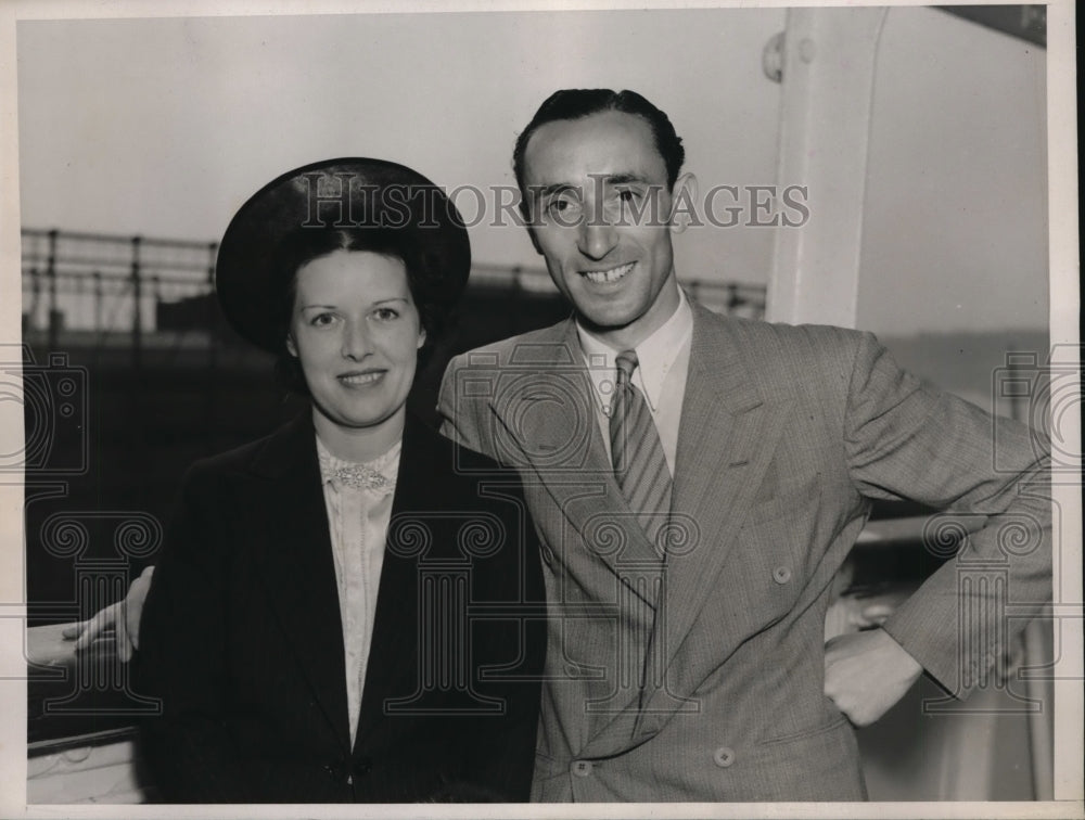 1937 Press Photo New York The Berengaria arrives in New York Aug, 20, 1937 NYC- Historic Images