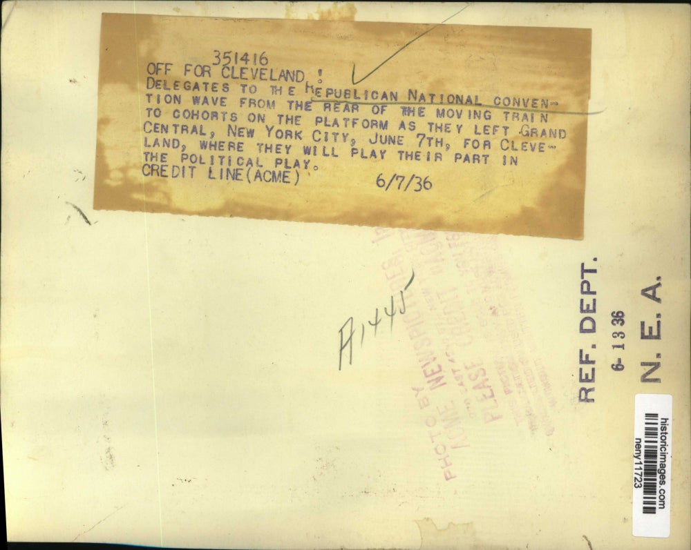 1936 Press Photo Delegates off to Cleveland for Convention NYC - neny11723