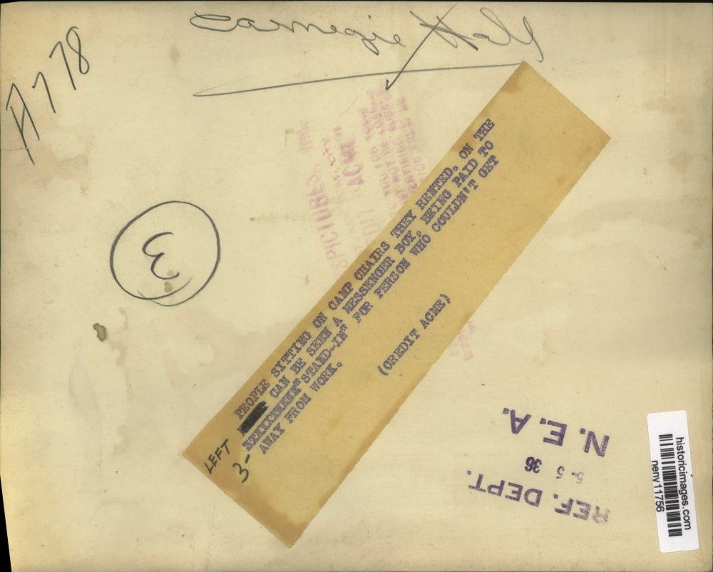 1936 Press Photo New York Carnegie Hall People in Camp Chairs NYC - neny11756