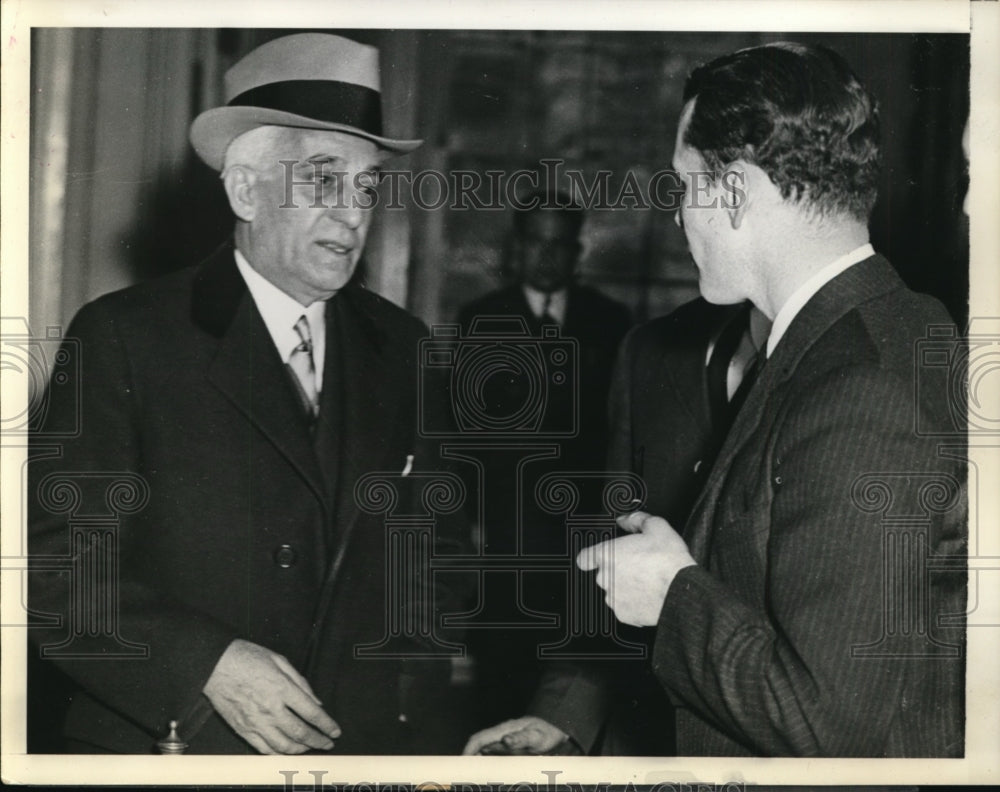 1963 Press Photo New York Rawlins Executive Secretary Realty Advisory Board NYC- Historic Images