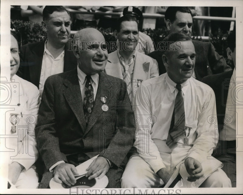 Load image into Gallery viewer, 1937 Press Photo Gov. Herbert H. Lehman &amp; Jeremiah Mahoney watch races
