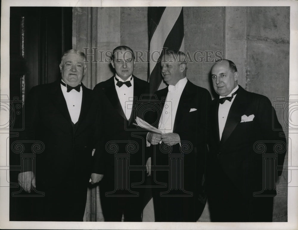 1937 Press Photo New York Officials Photographed NYC- Historic Images