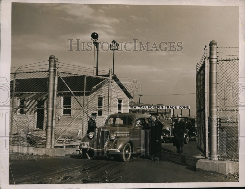 1937 Press Photo New York Free Foreign Trade Zone Established at Stapleton NYC- Historic Images