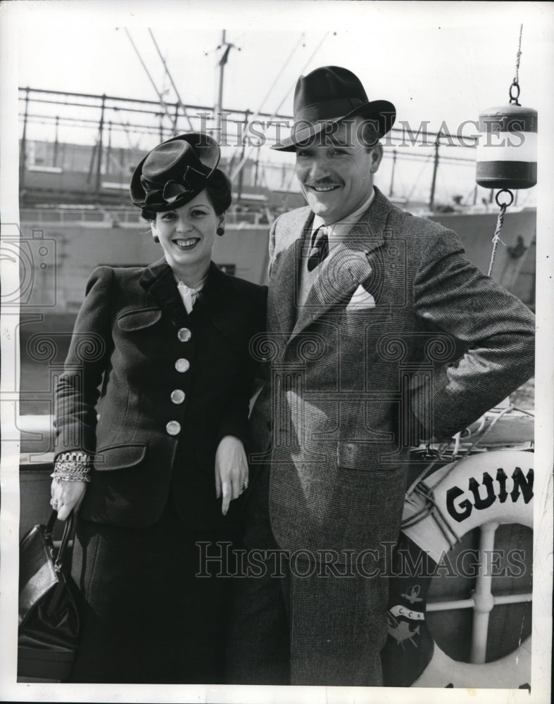 1941 Press Photo New York Marquis and Marchioness arrive in U.S. NYC - neny12466