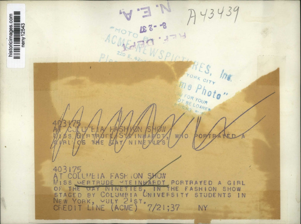 1937 Press Photo New York City At Columbia Fashion Show NYC - neny12543