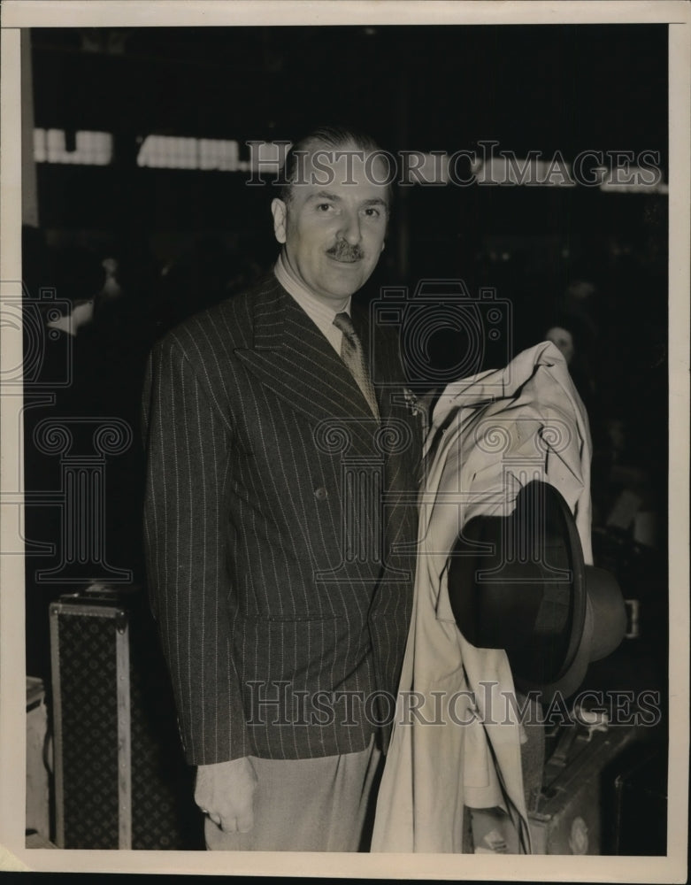 1937 Press Photo New York Philip Broadmead 1st Secretary to British Embassy NYC