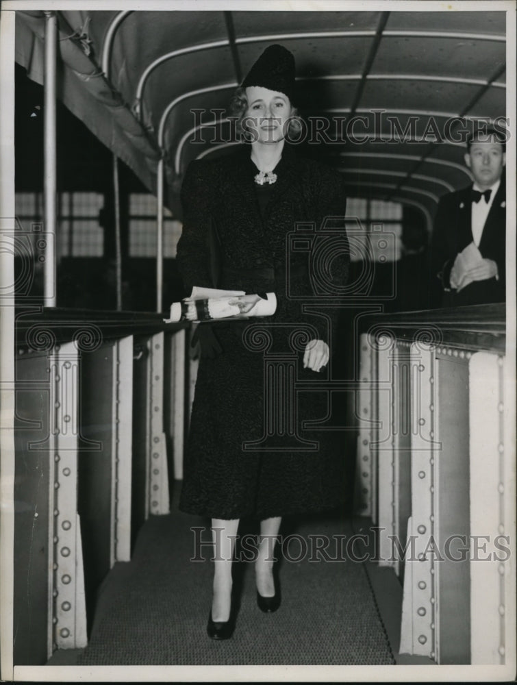 1937 Press Photo New York Lady Castlerose of England NYC- Historic Images