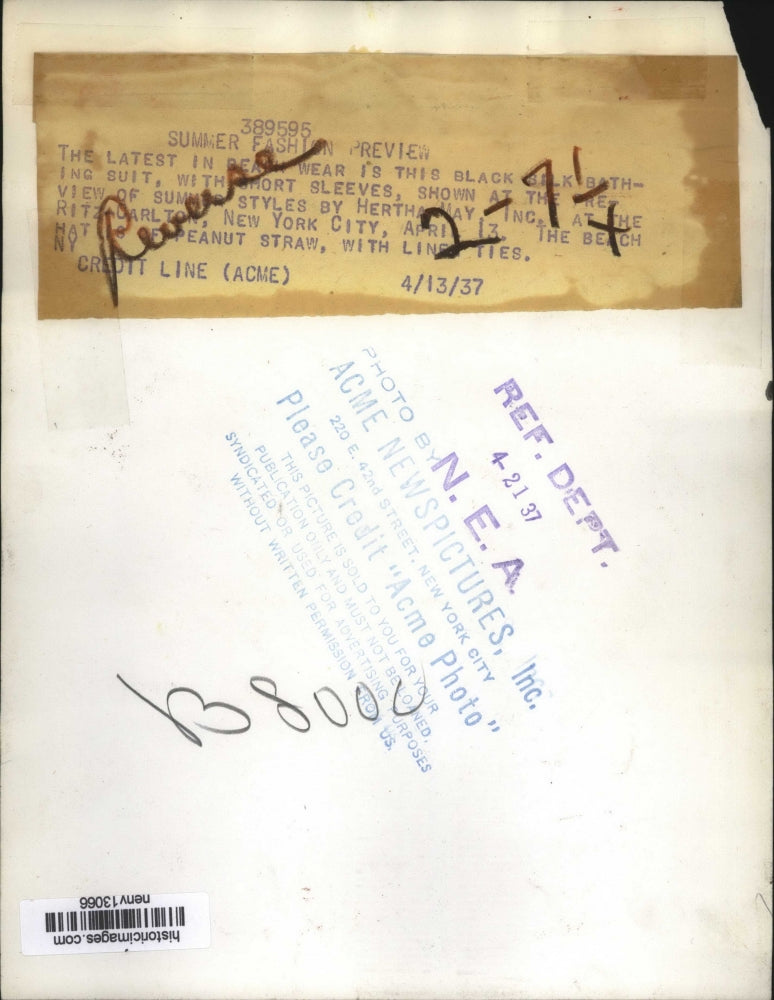 1937 Press Photo New York Hertha May Inc Summer Fashion at Ritz-Carlton NYC