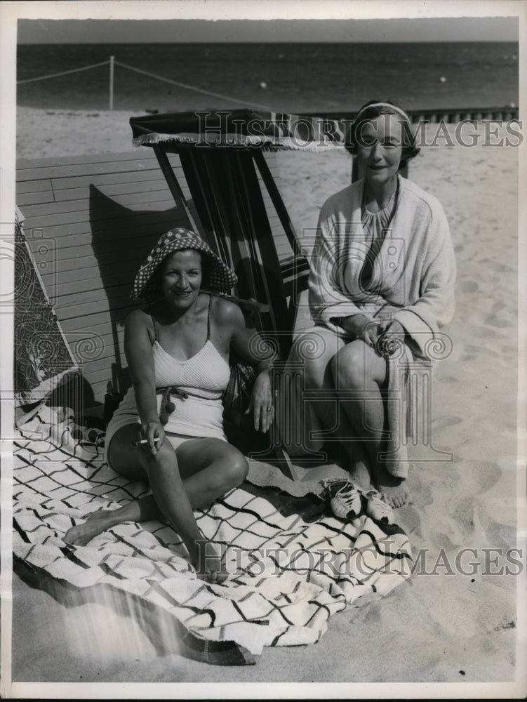 1936 Press Photo New York Mrs Young & Mrs Gensler Winter in Palm Beach NYC