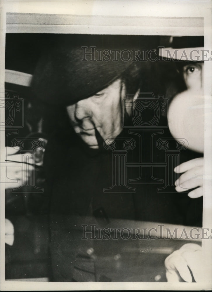 1939 Press Photo New York Arraigned on Smuggling Charge NYC - neny13502