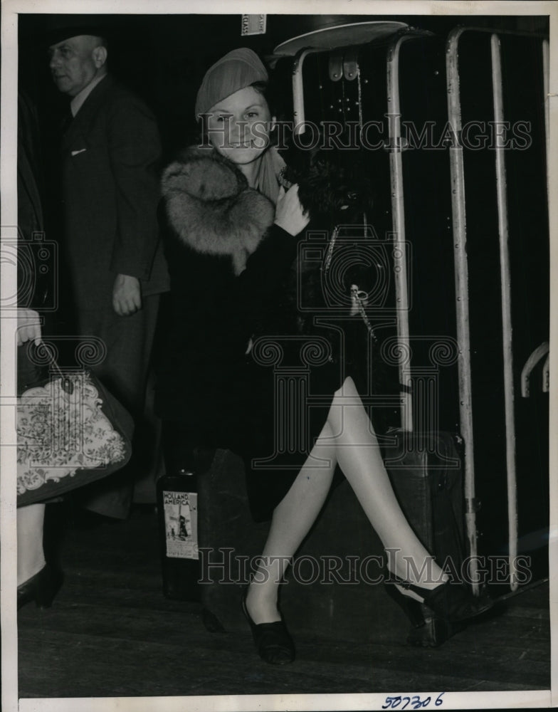 1937 Press Photo New York Arrival on S.S. Nieuw Amsterdam NYC- Historic Images