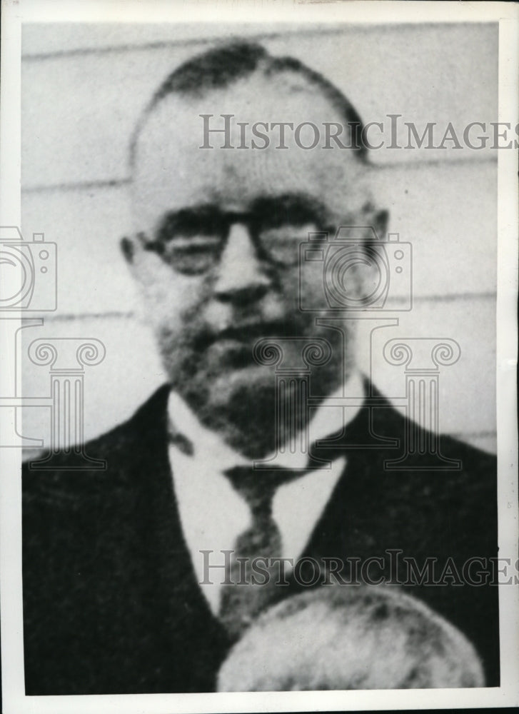 1941 Press Photo New York Rev. Ernest G. Glend held on Morals Charge NYC