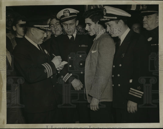 1946 Press Photo New York American Merchant Marine Strike Negotiations NYC