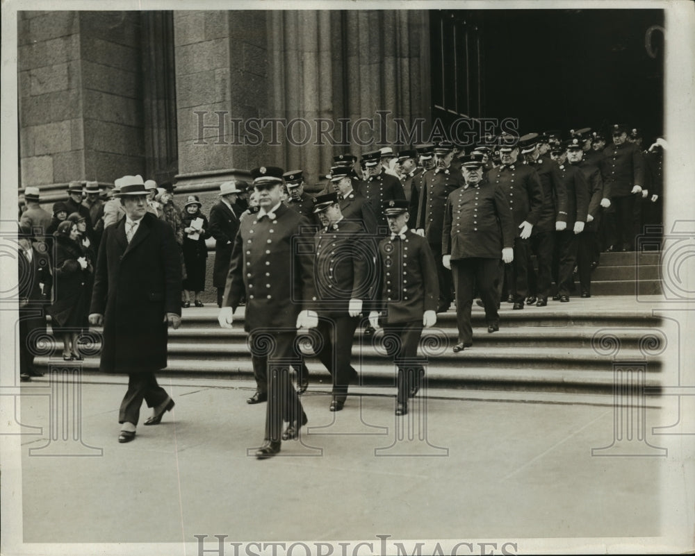 1932 Press Photo New York Firemen led by Comdr JJ Gorman, Chief J McElliott NYC- Historic Images