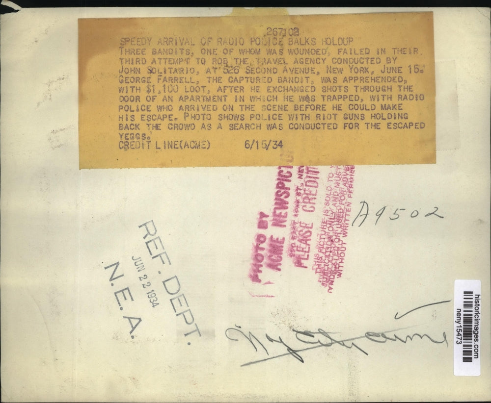 1934 Press Photo New York Third Attempt to Rob Travel Agency, One Caught NYC