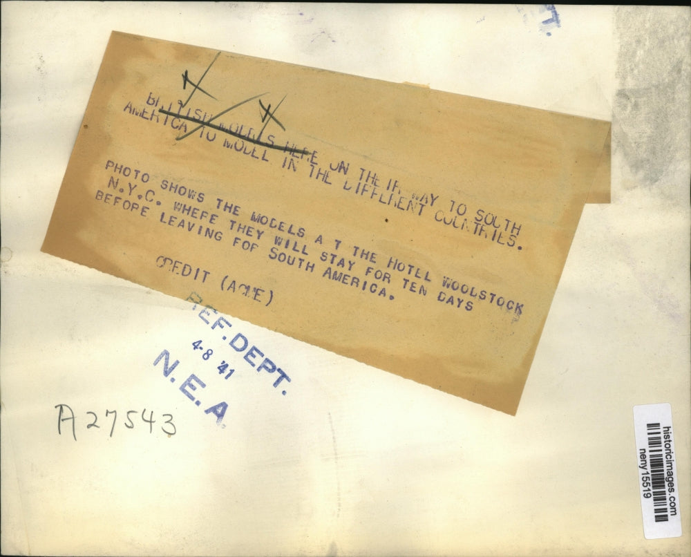 1941 Press Photo New York British models at Hotel Woodstock in NYC - neny15519