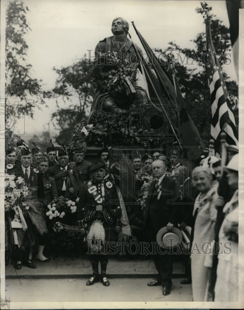 1930 Press Photo New York Honoring the Memory of &quot;Bobbie&quot; Burns NYC- Historic Images