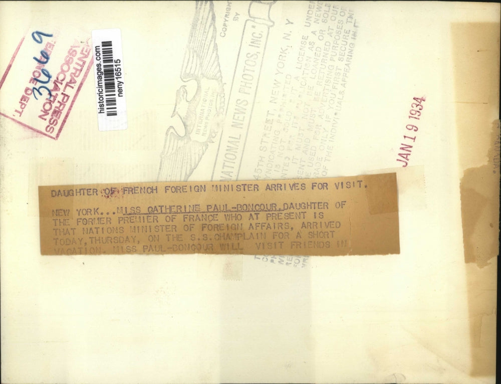 1934 Press Photo New York Catherine Paul-Boncour aboard S.S. Champlain NYC