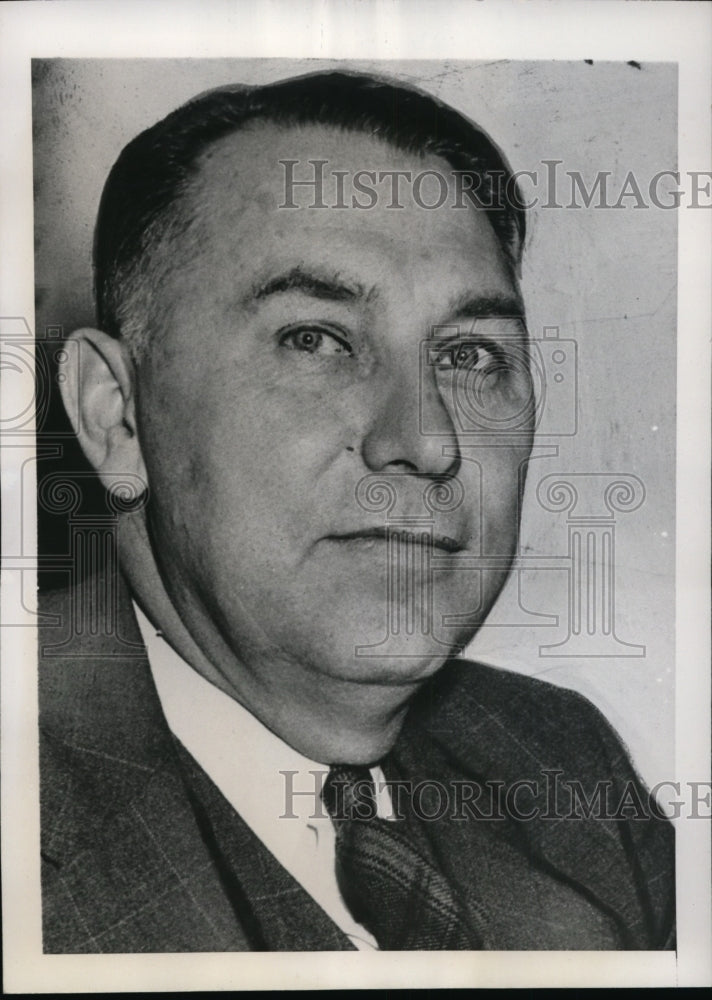 1947 Press Photo New York City Official Suspended in Graft Probe NYC- Historic Images