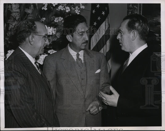 1947 Press Photo ALEMAN ATTENDS LUNCHEON IN ORACLE MANSION NYC - neny17158