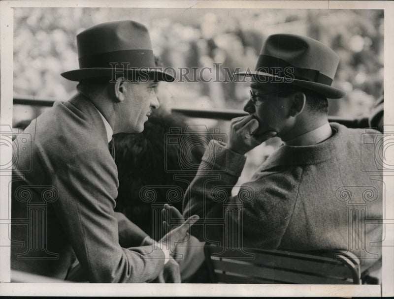Load image into Gallery viewer, 1940 Press Photo NEW YORK AT JAMAICA FOR WOOD MEMORIAL NYC - neny17201
