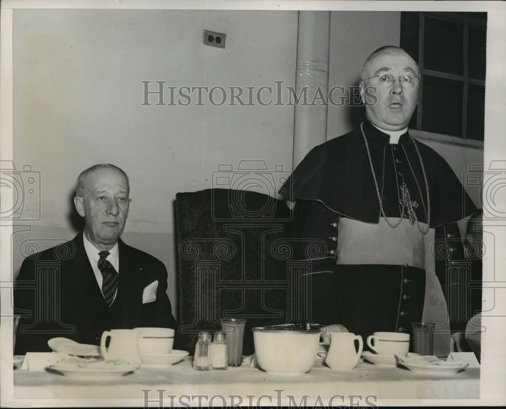 1940 Press Photo ARCHBISHOP SPELLMAN SPEAKS AT COMMUNION BREAKFAST NYC- Historic Images