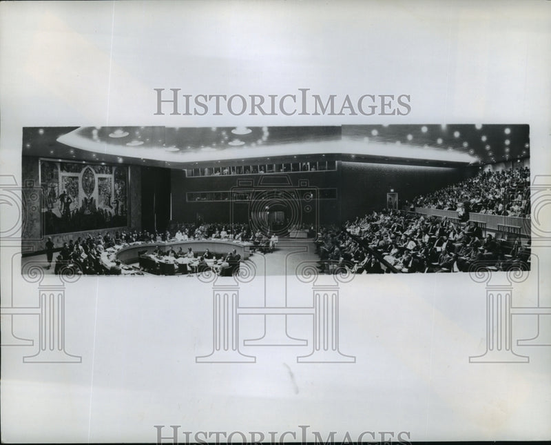 Load image into Gallery viewer, 1958 Press Photo NEW YORK UNUSUAL WIDE-ANGLE PHOTOGRAPH NYC - neny18352
