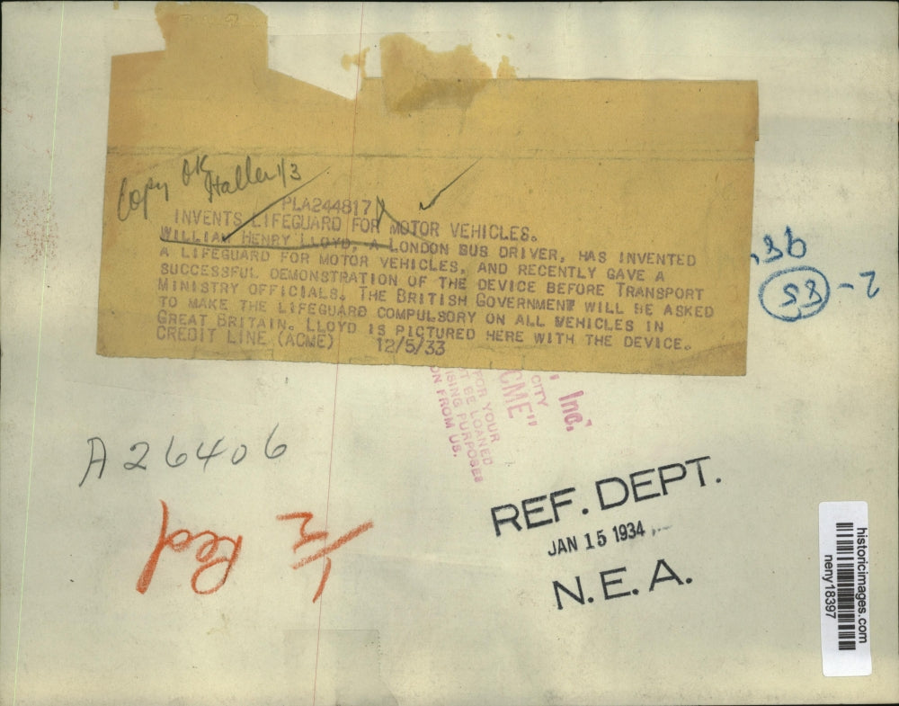 1933 Press Photo New York William Henry Lloyd Invents Lifeguard for Autos NYC