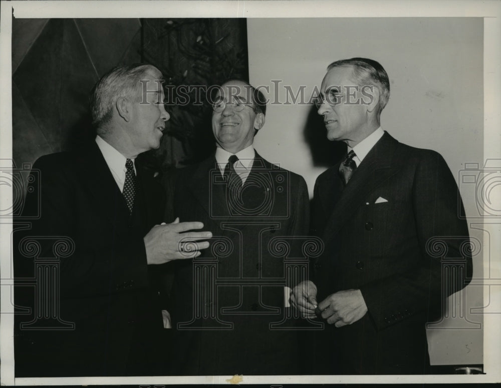 1940 Press Photo New York Athletics and Defense Meeting at Hotel New Yorker NYC