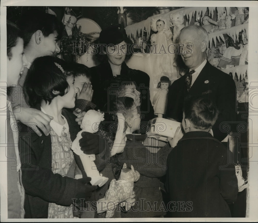 1940 Press Photo NEW YORK THE EAST SIDE CHIPS IN NYC - neny18821