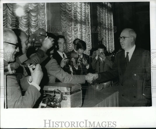 1970 Press Photo NEW YORK ARRIVES FOR TALKS NYC - neny18983