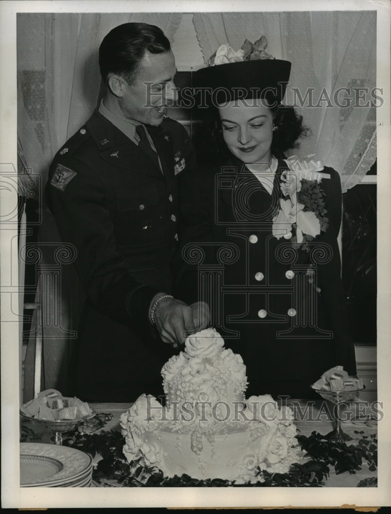 1947 Press Photo New York Robert Hite Marries Portia Wallace Keath NYC