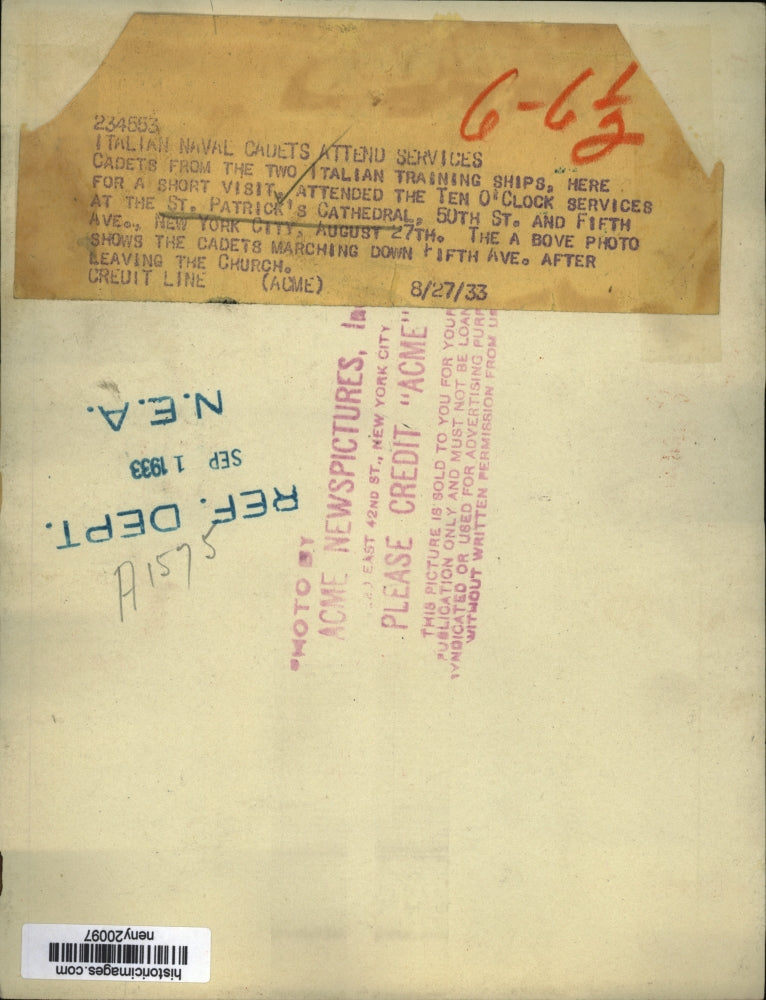 1933 Press Photo New York St Patrick's Cathedral Cadets of Italian ships in NYC