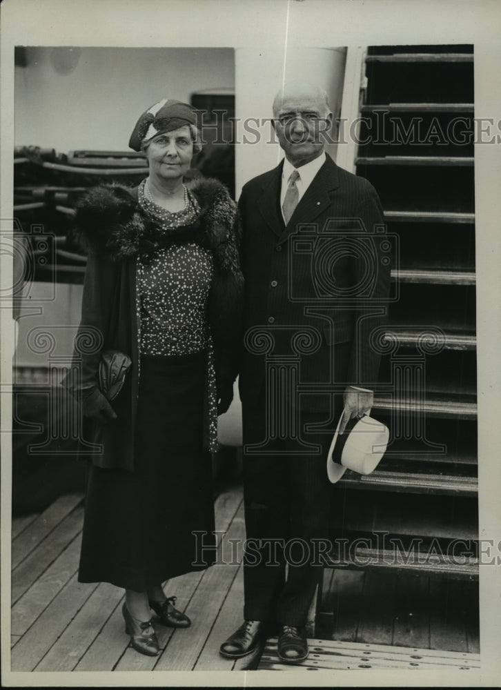 1934 Press Photo New York Rear Admiral Edward Campbell Arrives on Santa Rosa NYC- Historic Images