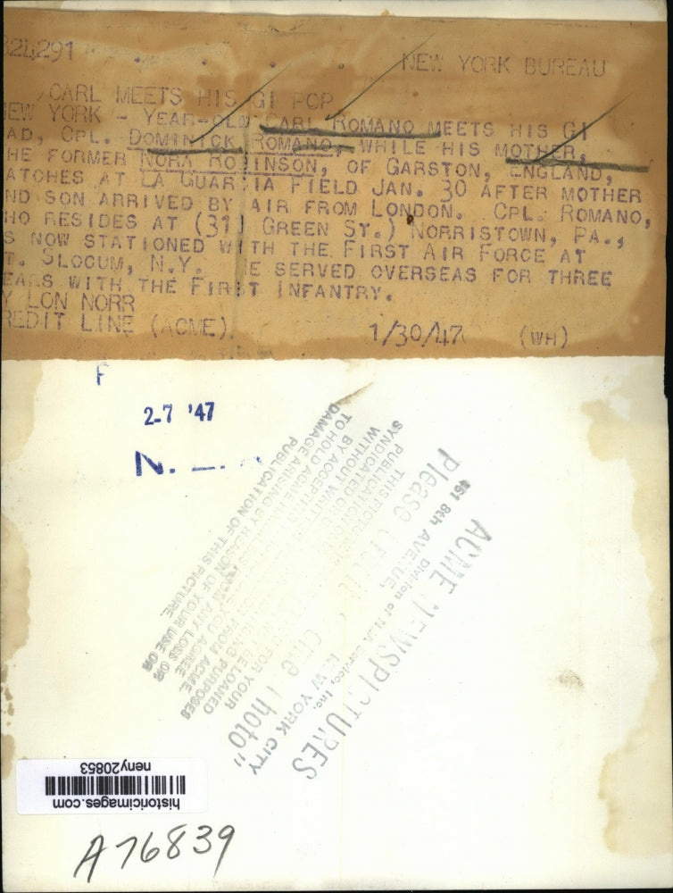 1947 Press Photo New York Carl Romano Meets is GI Pop CPL Dominick Romano NYC