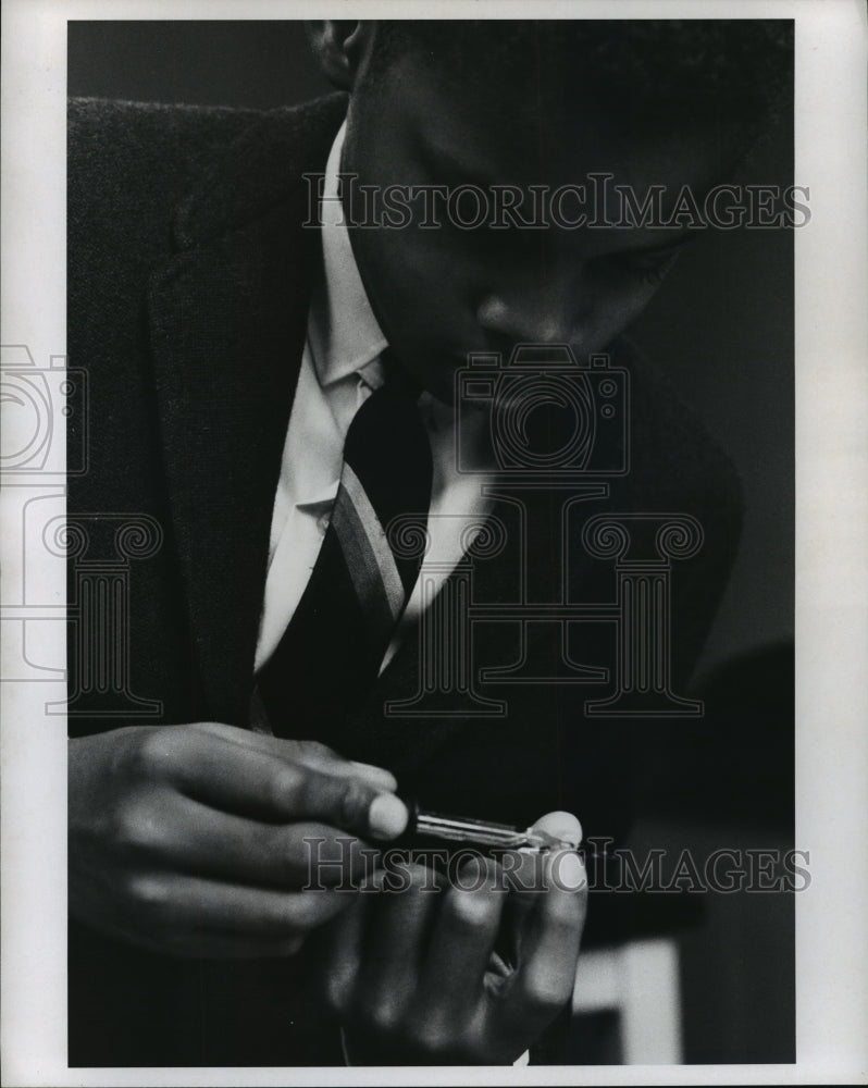 1969 Press Photo New York Child Naturalist Jeffrey Hurtt at Work NYC- Historic Images