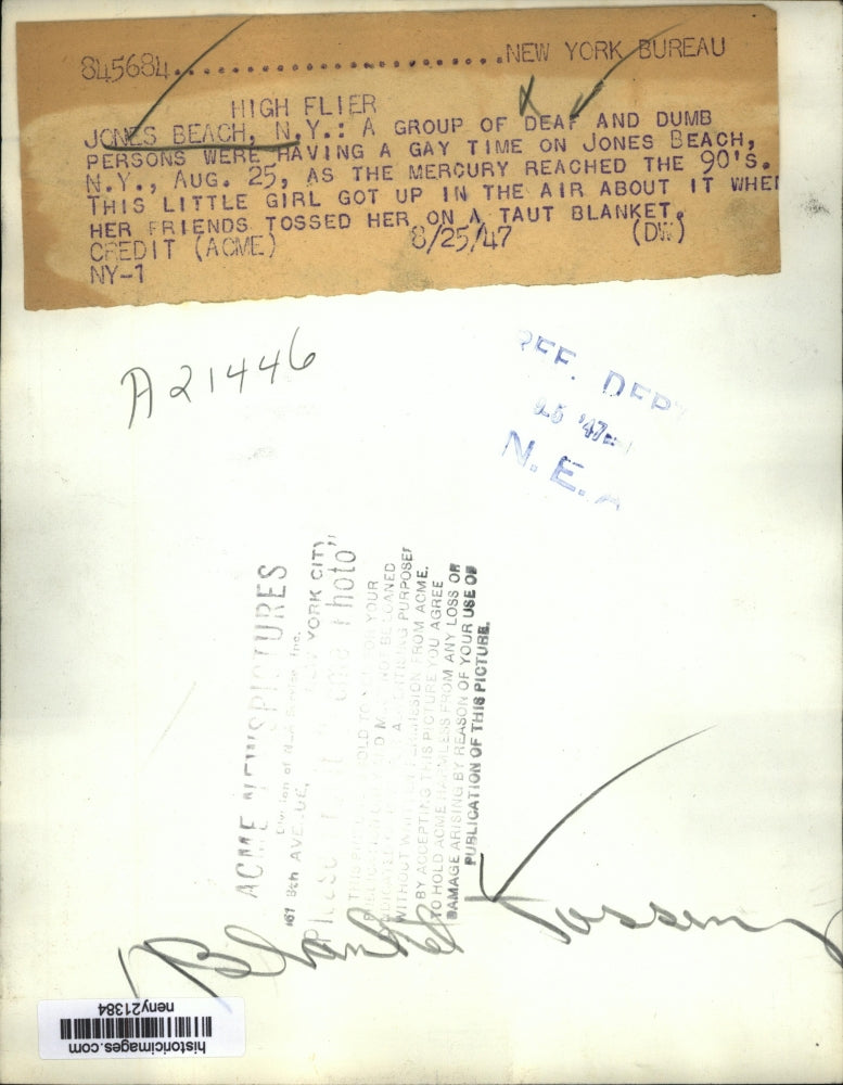 1947 Press Photo New York Deaf & dumb persons at Jones Beach near NYC