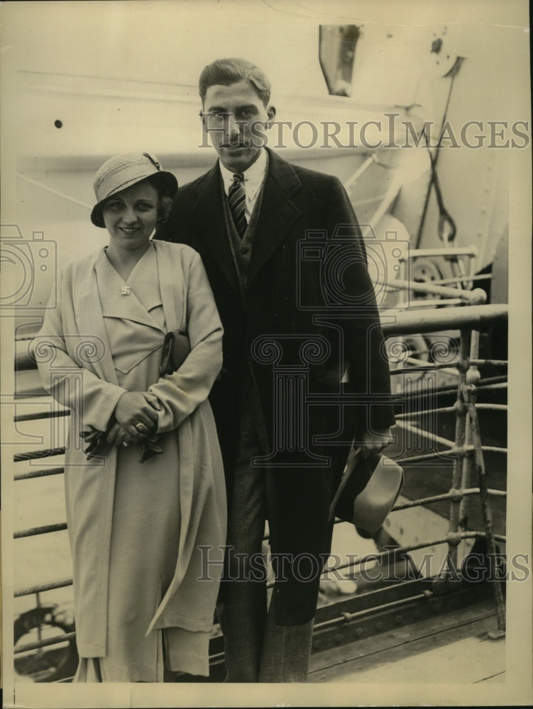 1934 Press Photo NEW YORK ARRIVING ON S.S. EUROPA NYC- Historic Images