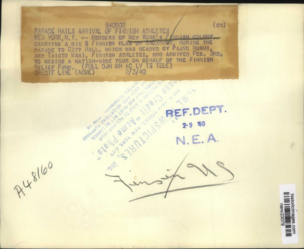 1940 Press Photo New York Member of Finnish Colony parade to City Hall NYC