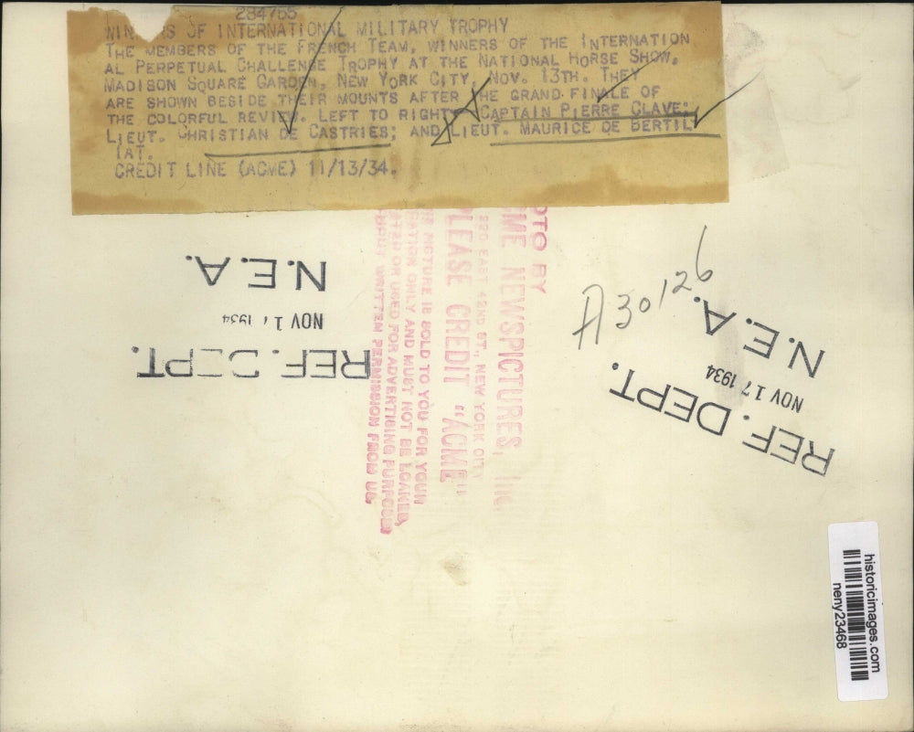 1934 Press Photo New York National Horse Show & French team of riders NYC