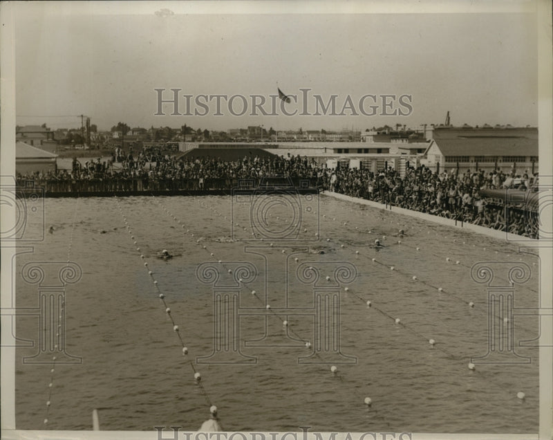 Load image into Gallery viewer, 1935 Press Photo New YorkKatherine Rawls Wins 220-Yard Breaststroke AAU NYC
