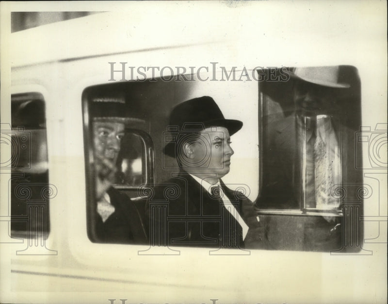 Load image into Gallery viewer, 1934 Press Photo New York Benjamin Varn Held for Threatening Mrs Roosevelt NYC
